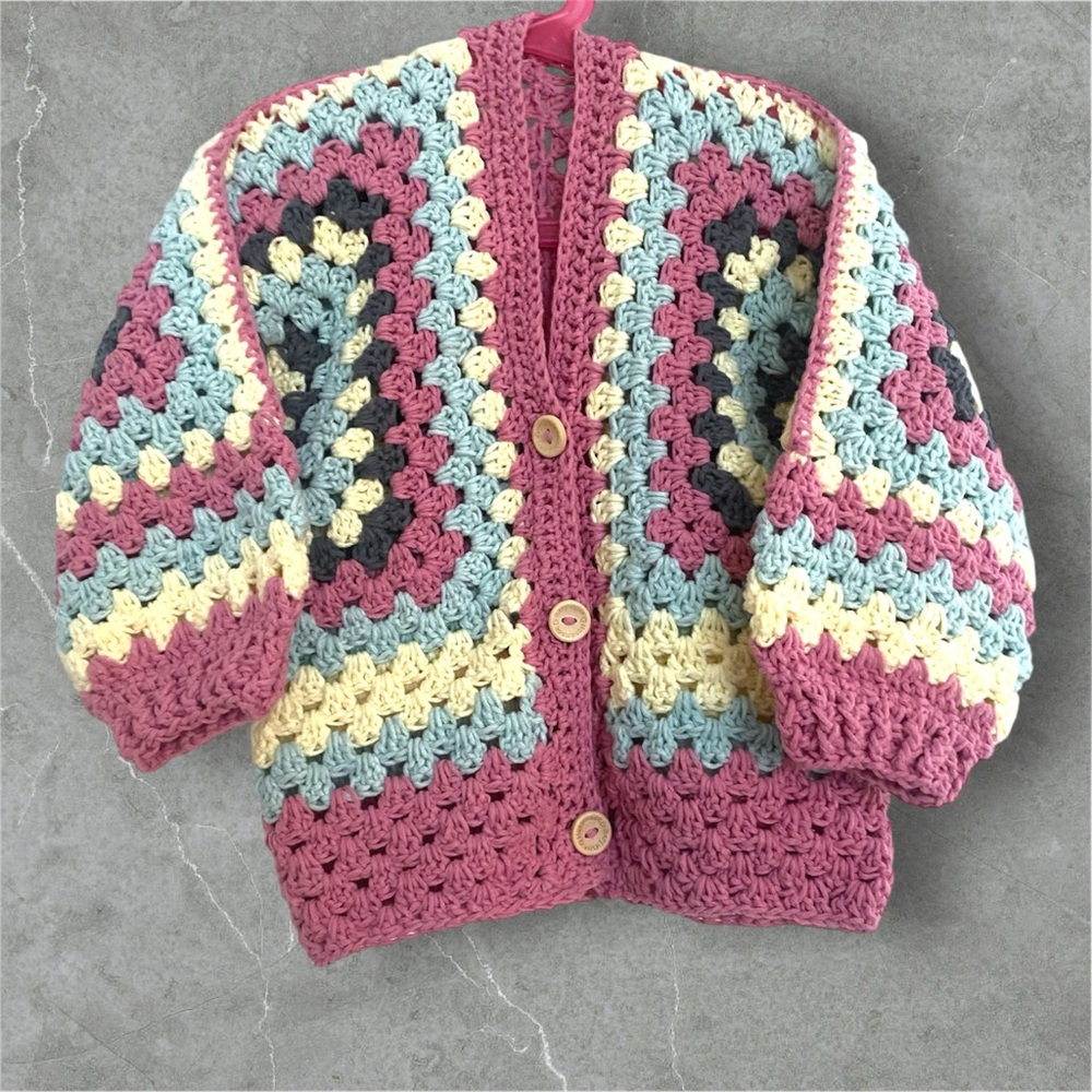 New Handmade Hexi cardigan for little girl 4-6 years old